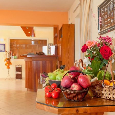 Clio Hotel Алікес Екстер'єр фото