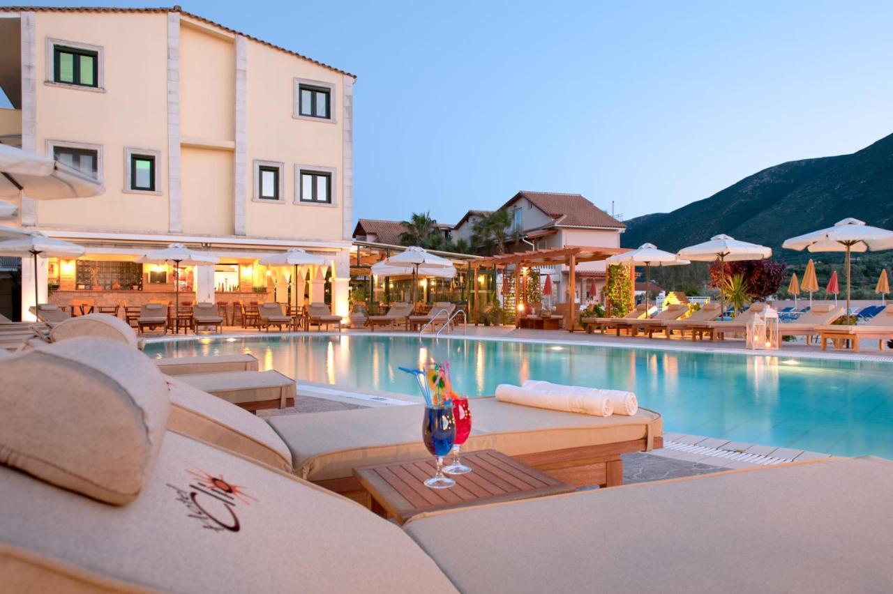 Clio Hotel Алікес Екстер'єр фото